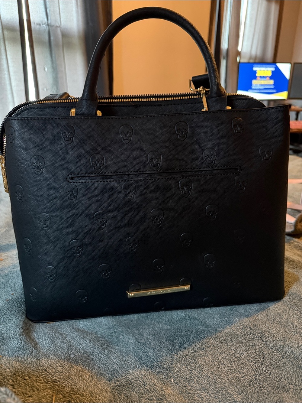 Betsy Johnson NWOT Black Embossed Skull Top-Handle Women’s Bag